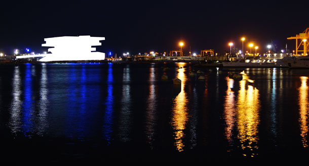Vista nocturna del Puerto de Valencia Vista nocturna del Puerto de Valencia